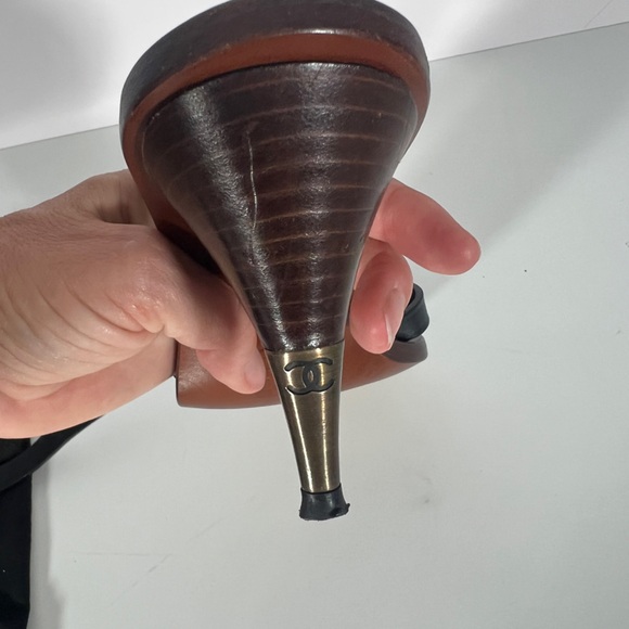 Chanel leather ankle wrap sandals - Picture 4 of 7